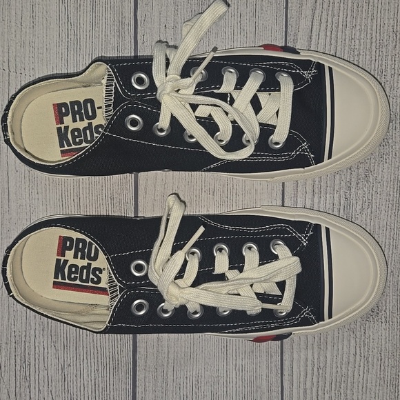 Keds Royal Lo Lace Up Fashion Sneakers Black Canvas Size 7 Men / 8.5 Women - Picture 2 of 13